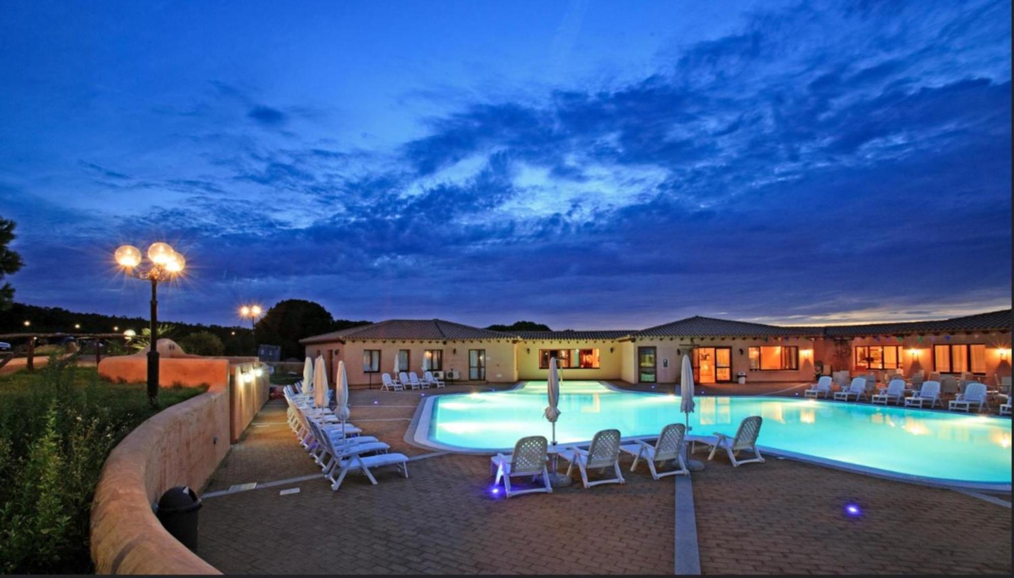 Residence Baia Dei Mirti Vignola Mare Εξωτερικό φωτογραφία
