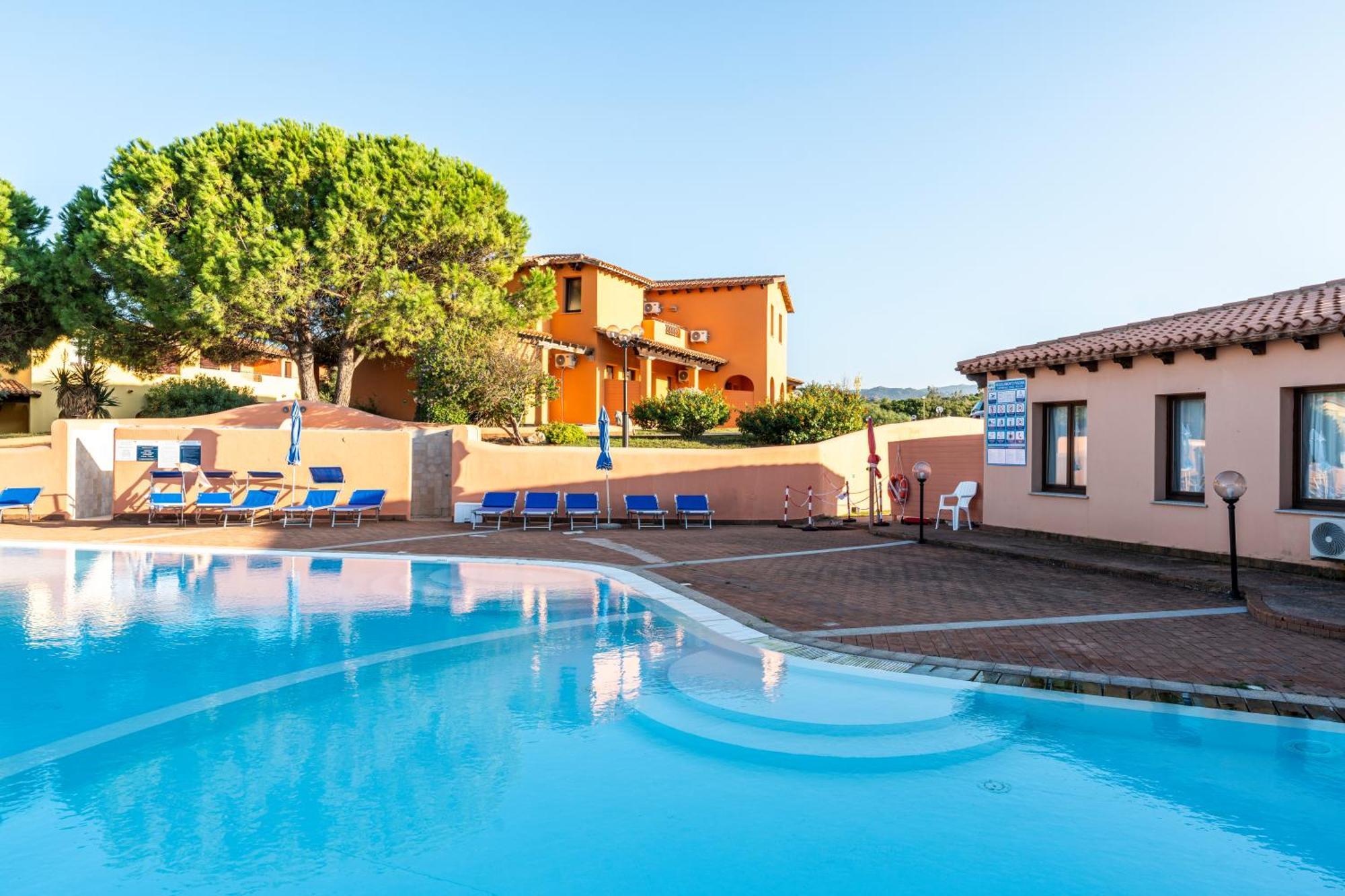 Residence Baia Dei Mirti Vignola Mare Εξωτερικό φωτογραφία